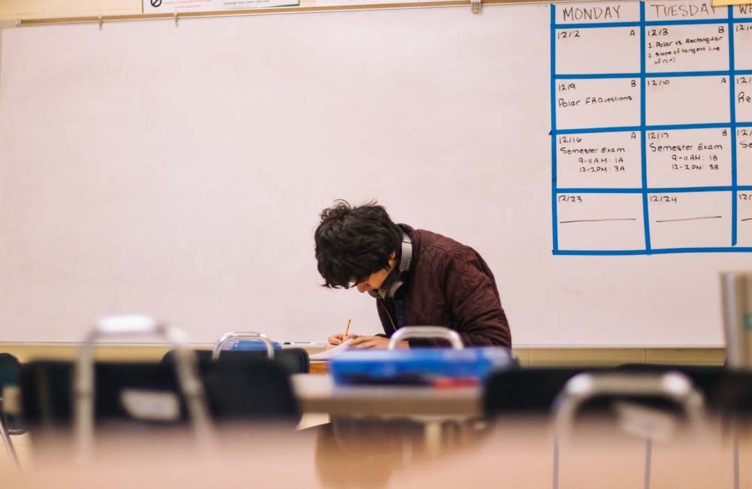 découvrez notre école préparatoire offrant un enseignement de qualité pour préparer les élèves aux exigences académiques des meilleures institutions. nos programmes rigoureux, nos enseignants expérimentés et notre environnement stimulant garantissent un développement personnel et intellectuel optimal. rejoignez-nous pour un avenir brillant.